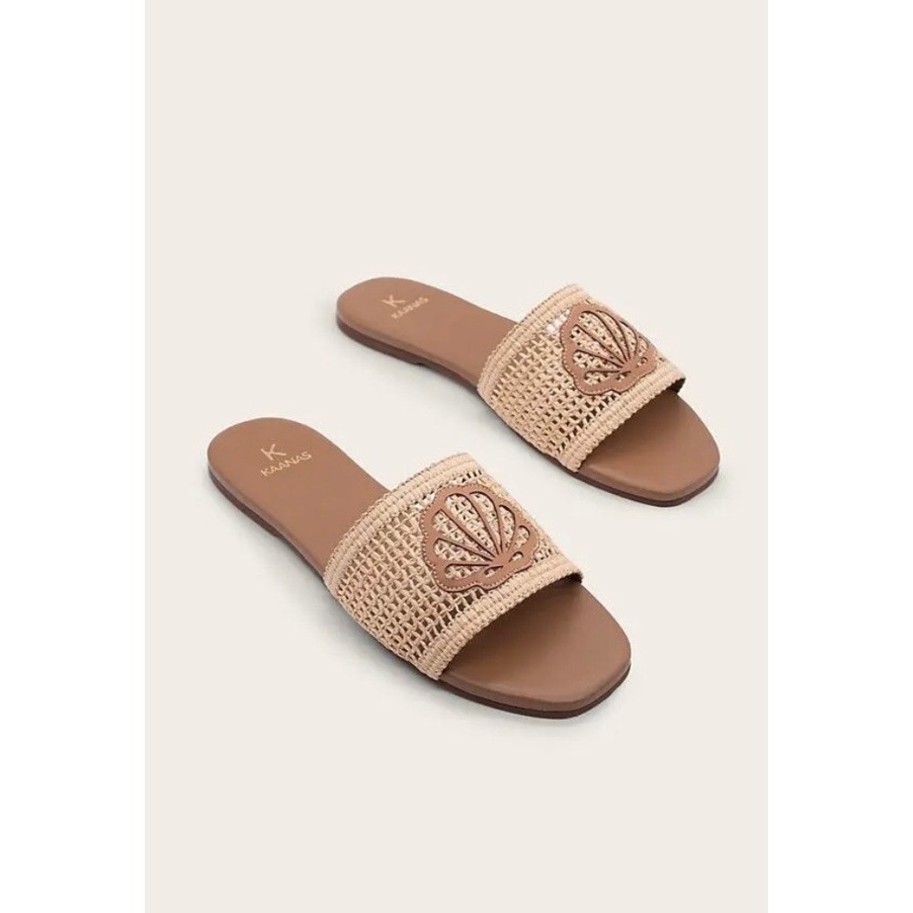 Kaanas Meera‎ Tan Woven Raffia Seashell Slide Sandals Flat Square Toe 11M NIB